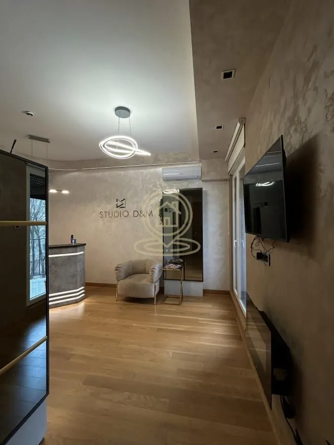 Izdavanje, dvosoban stan, 40m², Grbavica, Novi Sad Sve Podlokacije