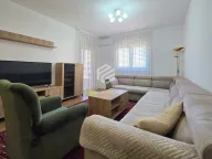 Izdavanje, dvosoban stan, 70m², Stari Aerodrom, Podgorica - image 1