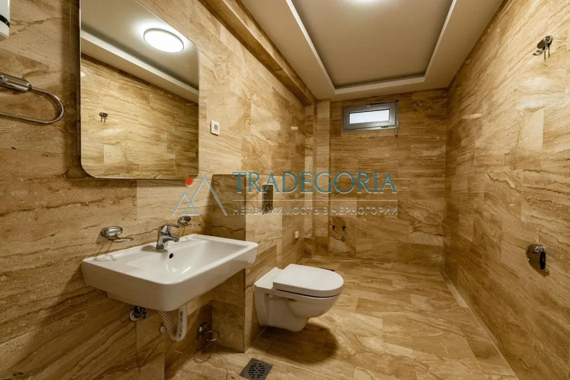 Prodaja, trosoban stan, 160m², Pržno, Budva