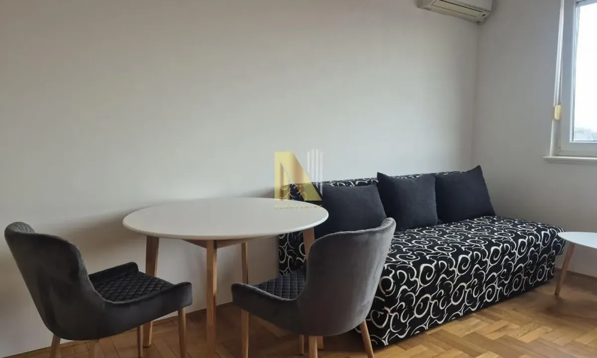 Izdavanje, garsonjera, 26m², Grbavica, Novi Sad Sve Podlokacije