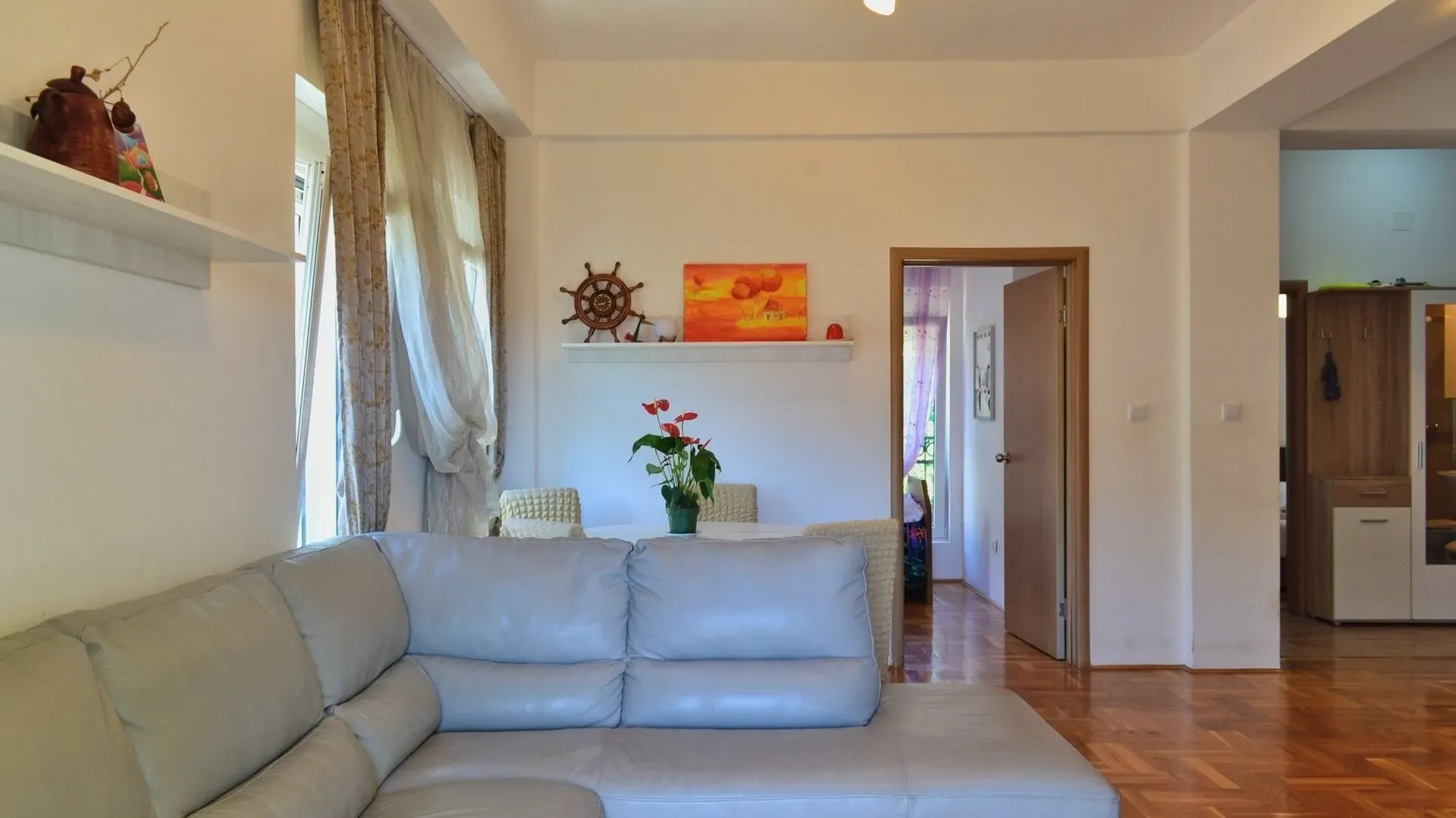 Prodaja, dvosoban stan, 65m², Maine, Budva