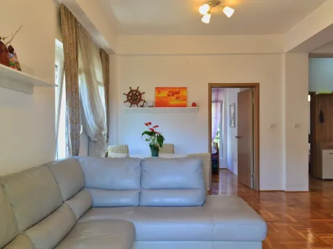 Prodaja, dvosoban stan, 65m², Maine, Budva - image 16