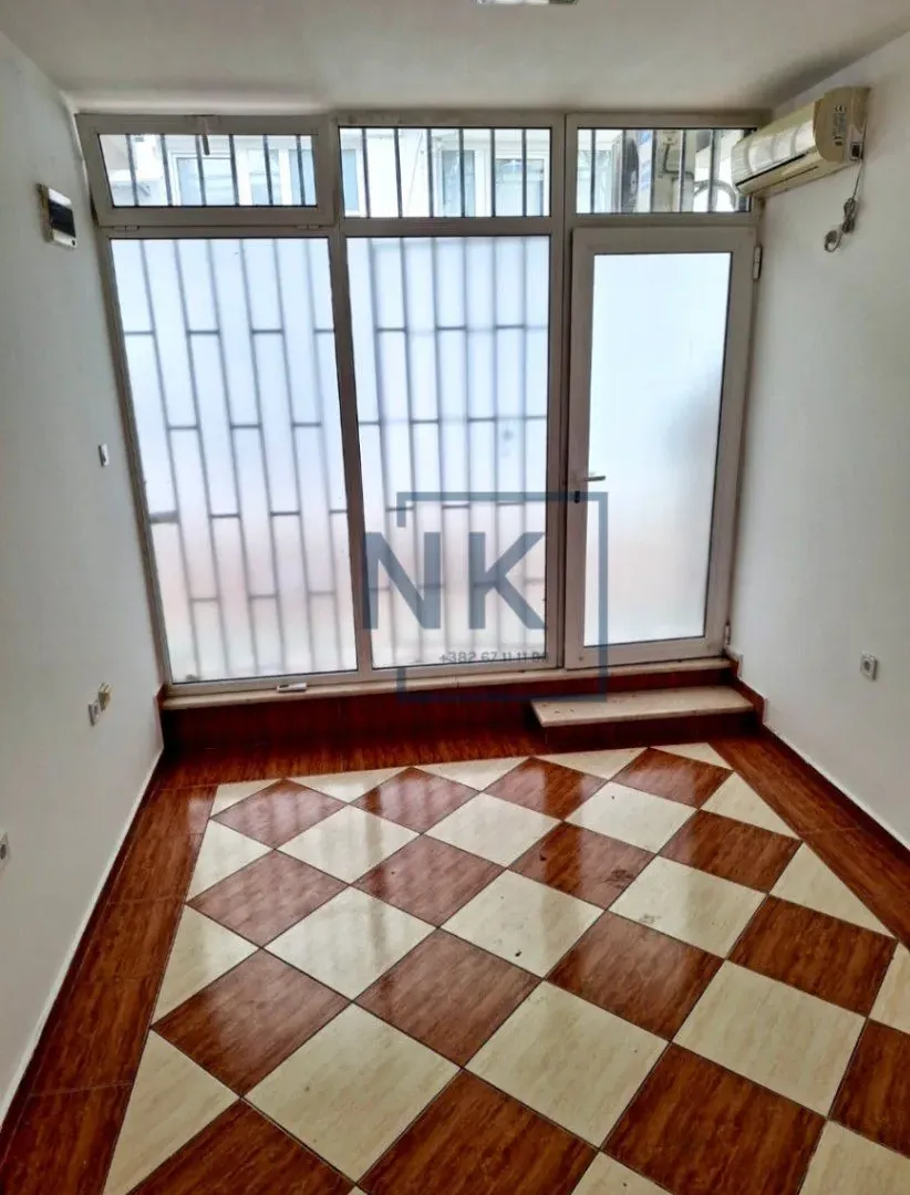 Izdavanje, poslovni prostor, 15m², Preko Morače, Podgorica