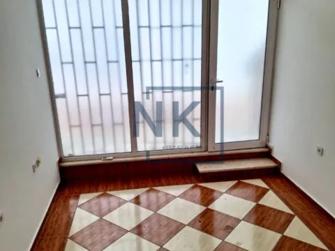 Izdavanje, poslovni prostor, 15m², Preko Morače, Podgorica