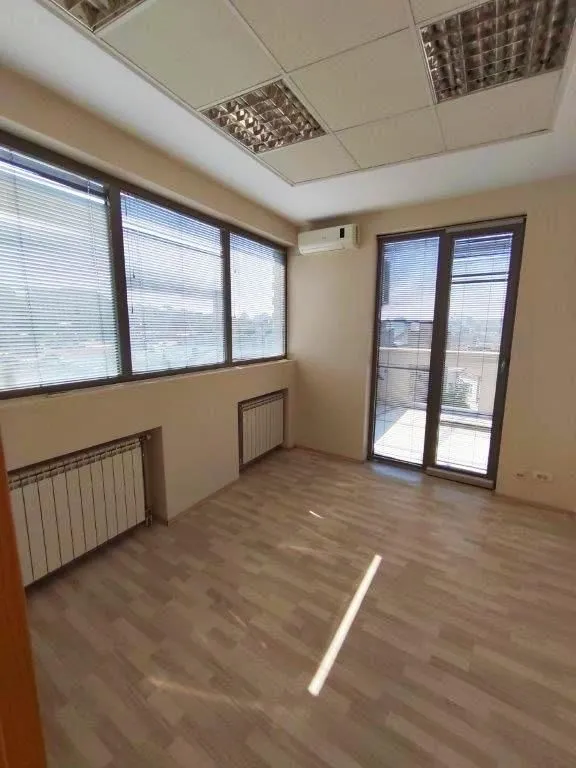Rent, office space, 210m², Savski Venac, Beograd