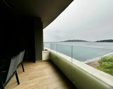 Sale, two bedroom apartment, 87m², Rafailovići, Budva - image 1