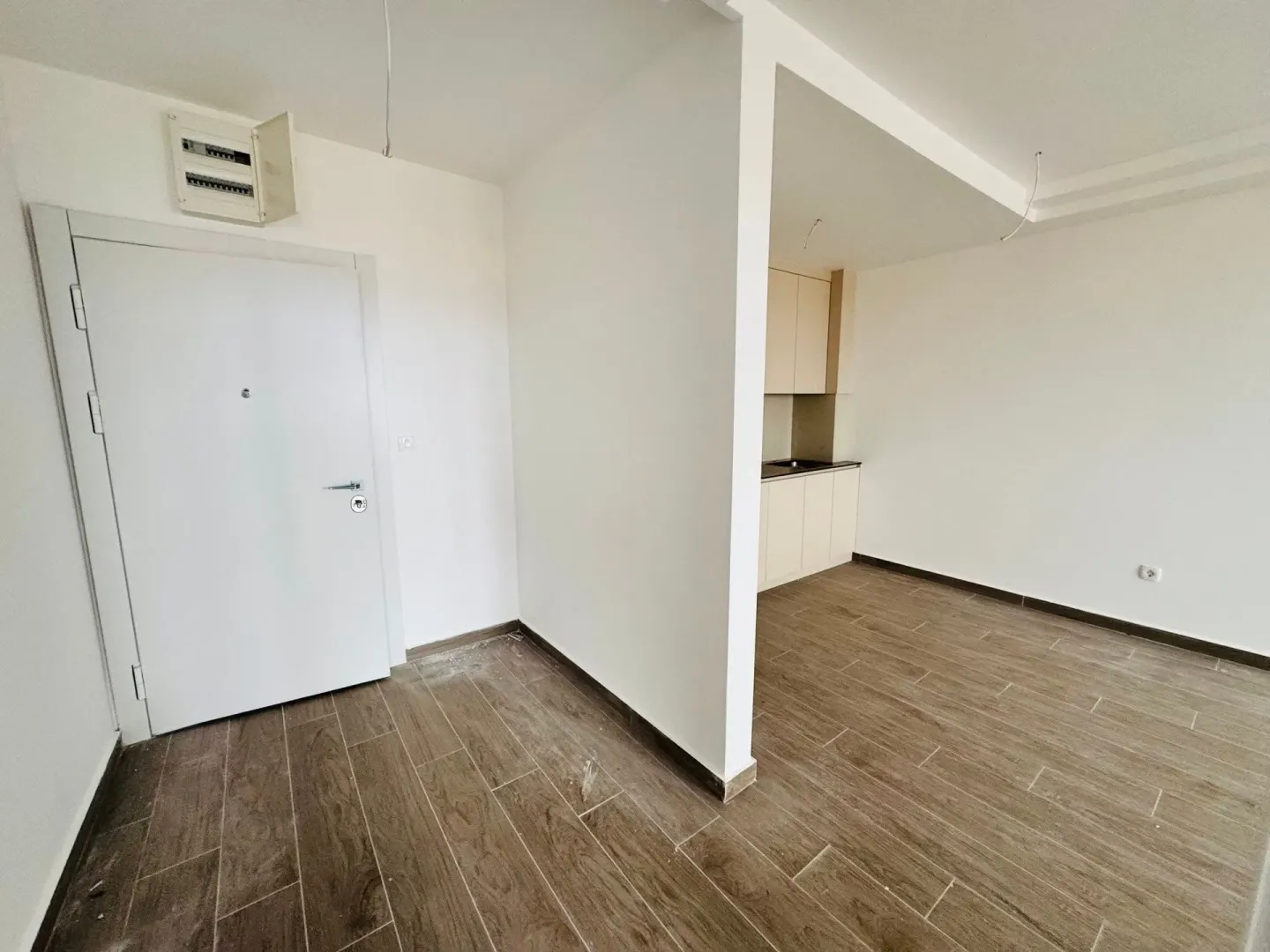 Sale, two bedroom apartment, 52m², Bečići, Budva
