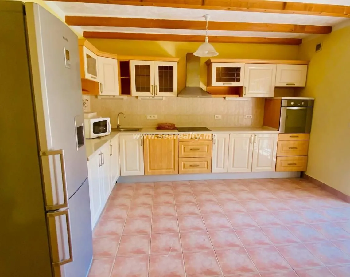 Prodaja, kuća, 190m², Herceg Novi, Crna Gora
