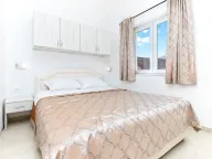 Izdavanje, jednosoban stan, 65m², Centar, Tivat - image 11