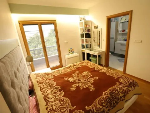 Prodaja, trosoban stan, 136m², Centar, Podgorica - image 13