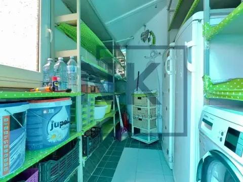 Prodaja, trosoban stan, 130m², Stari Aerodrom, Podgorica - image 12