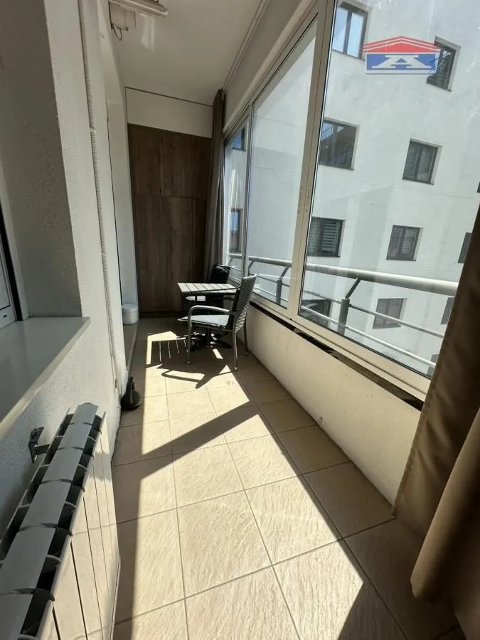Izdavanje, dvosoban stan, 49m², Bulevar Oslobodjenja, Novi Sad Sve Podlokacije