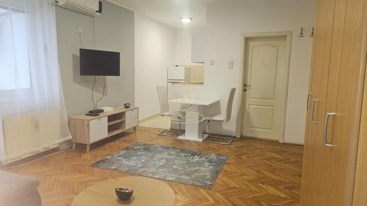 Izdavanje, jednosoban stan, 33m², Grbavica, Novi Sad Sve Podlokacije