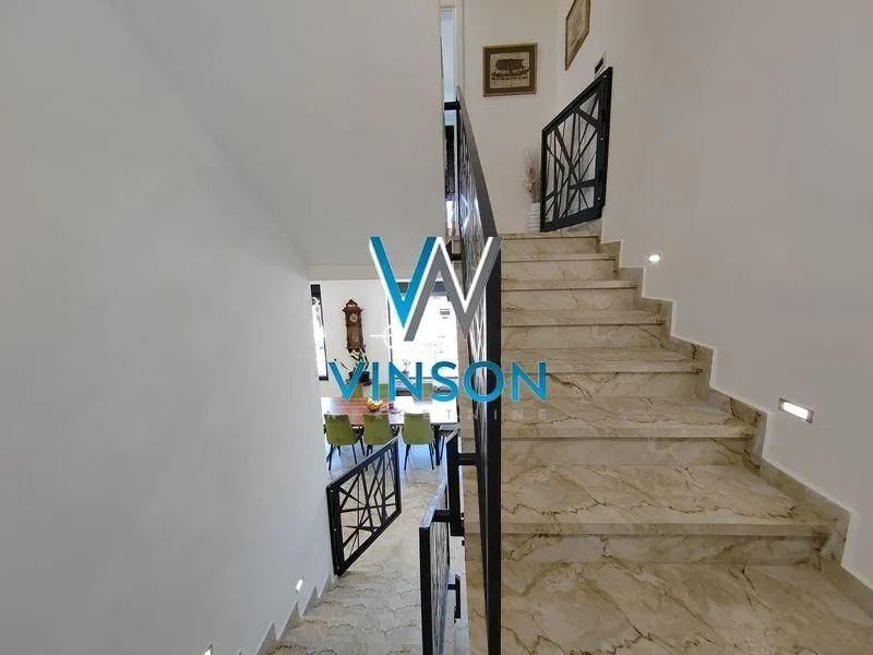 Prodaja, stan, 145m², Sremska Kamenica, Petrovaradin