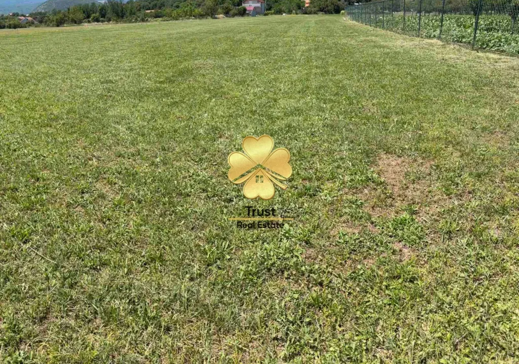 Sale, land lot, 2081m², Spuž, Danilovgrad