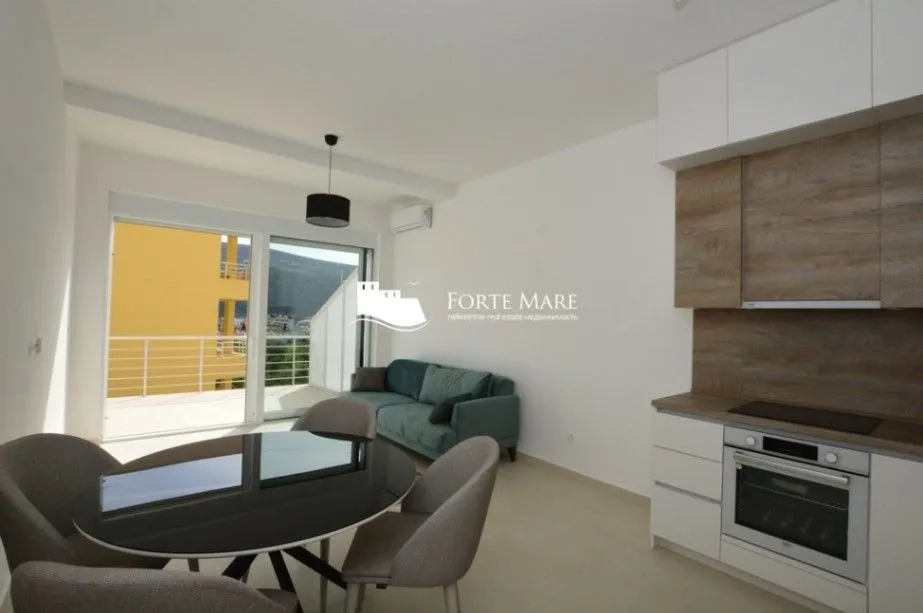 Prodaja, jednosoban stan, 55m², Đenovići, Herceg Novi