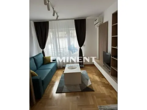 Rent, one bedroom apartment, 32m², Stari Grad, Beograd