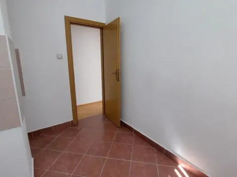 Rent, two bedroom apartment, 55m², Vidikovački venac, Rakovica - image 10