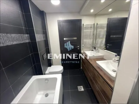 Rent, three bedroom apartment, 70m², Stari Grad, Beograd - image 19