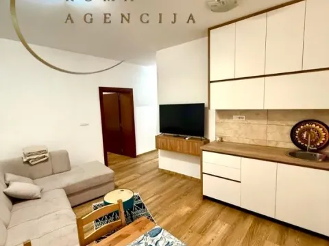 Rent, two bedroom apartment, 68m², Centar, Podgorica - image 1