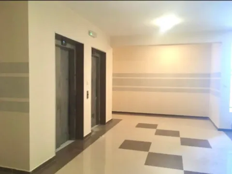 Izdavanje, trosoban stan, 70m², City Kvart, Podgorica - image 9