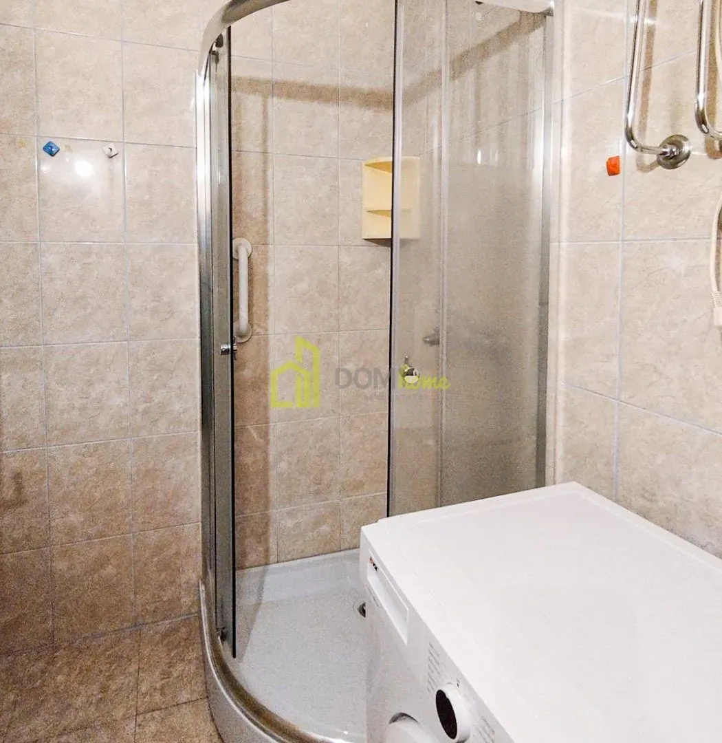 Izdavanje, jednosoban stan, 43m², Preko Morače, Podgorica
