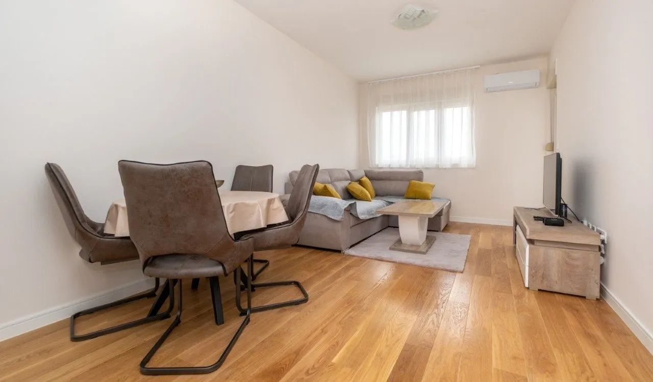 Rent, one bedroom apartment, 47m², Central Point, Podgorica