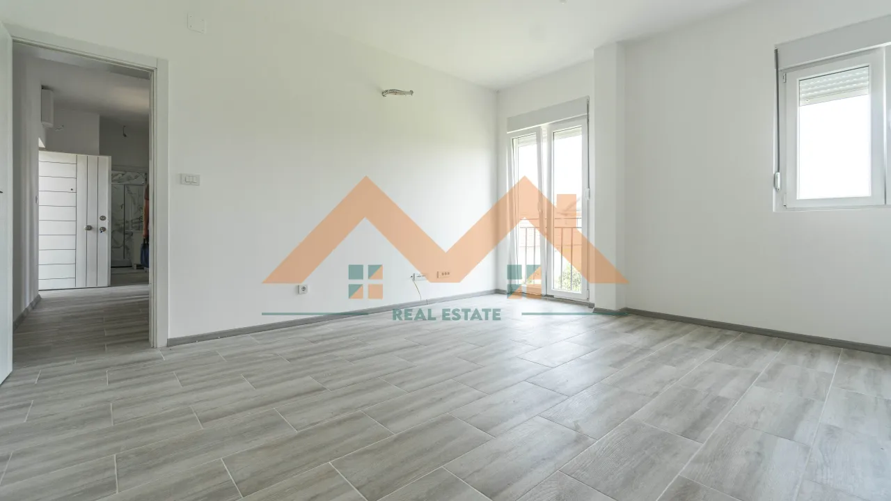 Prodaja, dvosoban stan, 58m², Gornja Gorica, Podgorica