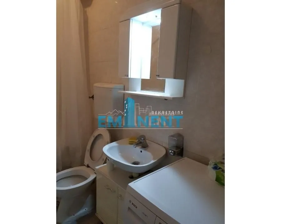 Izdavanje, dvosoban stan, 62m², Palilula Sve Podlokacije, Beograd