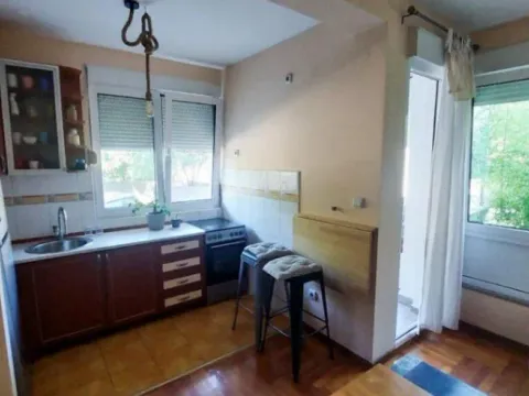 Izdavanje, jednosoban stan, 48m², Pod Goricom, Podgorica - image 3