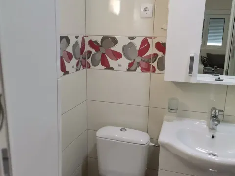 Rent, one bedroom apartment, 45m², Stari Aerodrom, Podgorica - image 6