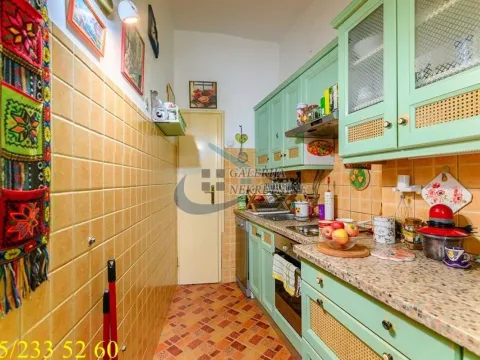 Prodaja, trosoban stan, 85m², Slavija, Vračar Sve Podlokacije - image 25