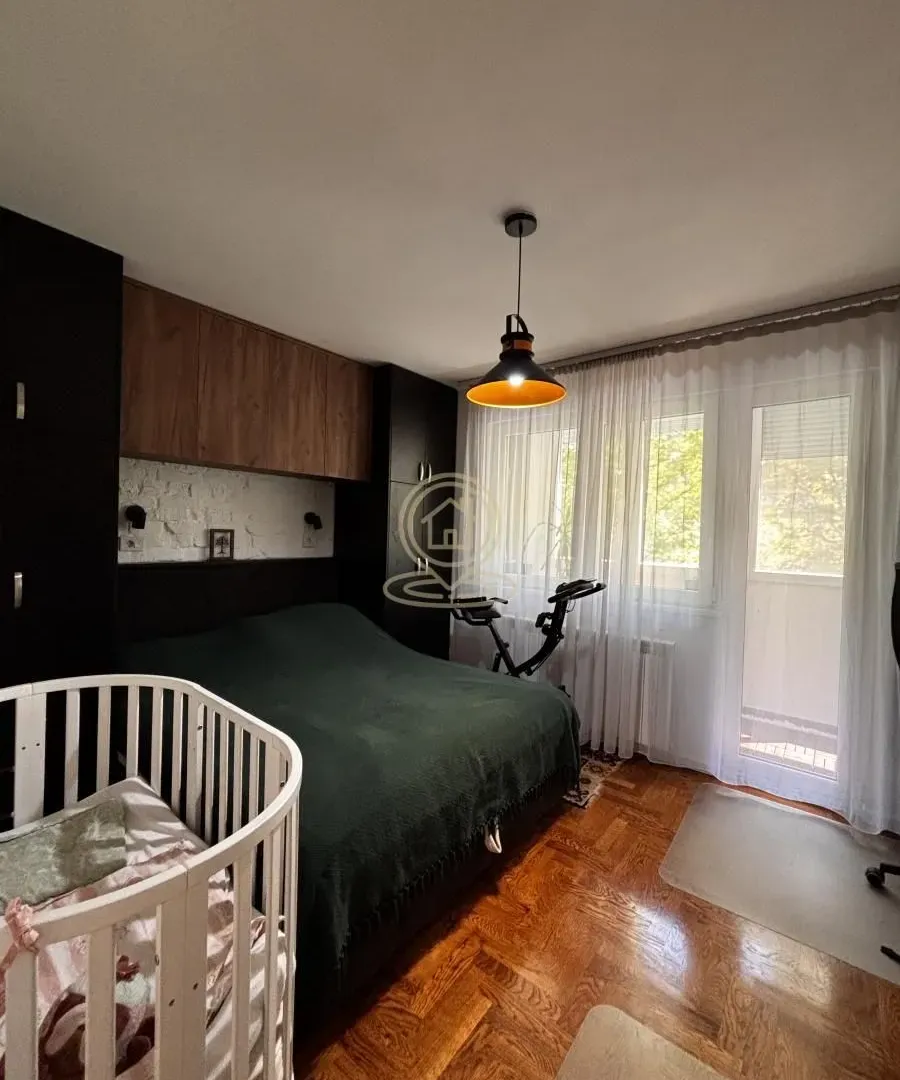 Prodaja, trosoban stan, 75m², Medijana, Niš