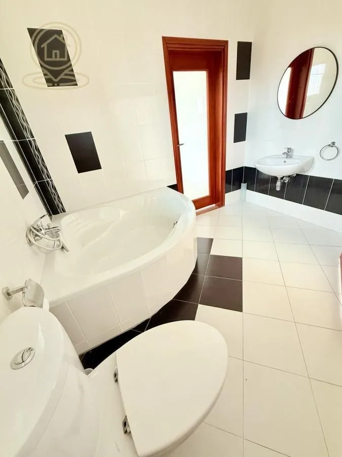Rent, office space, 64m², Čukarica, Beograd