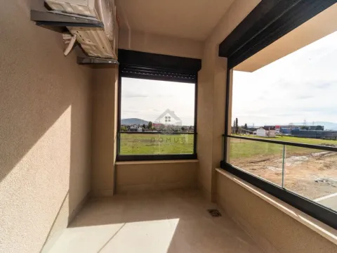 Prodaja, dvosoban stan, 85m², Donja Gorica, Podgorica - image 9