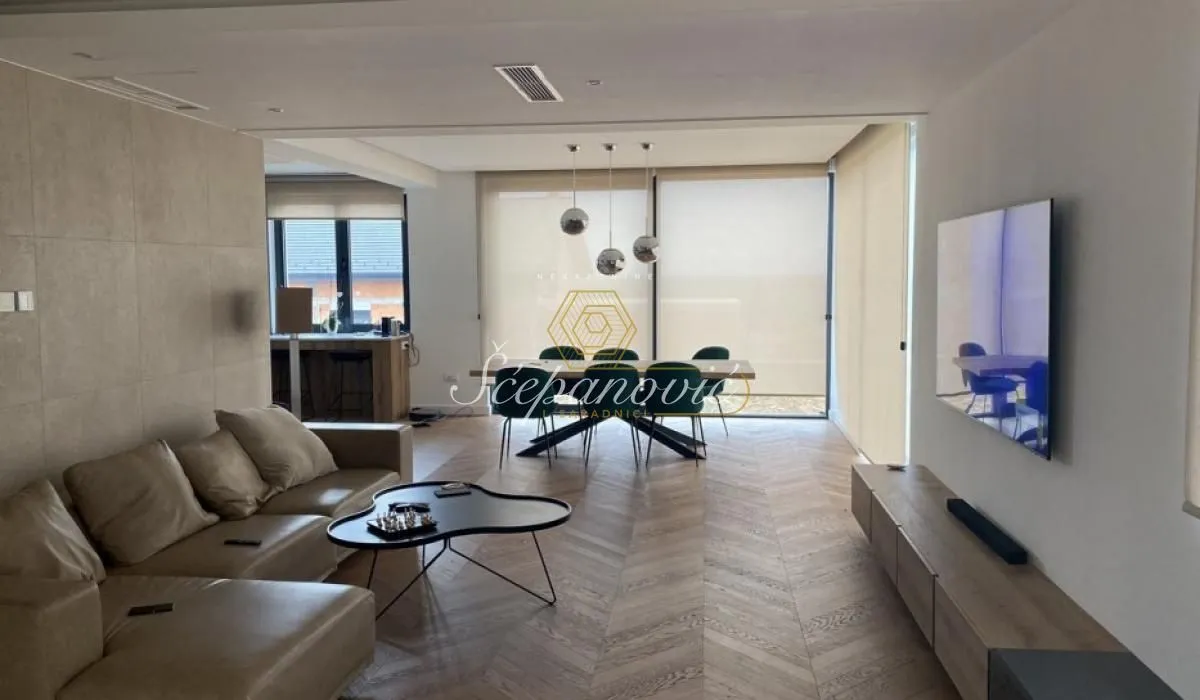 Prodaja, kuća, 360m², Petrovaradin, Novi Sad