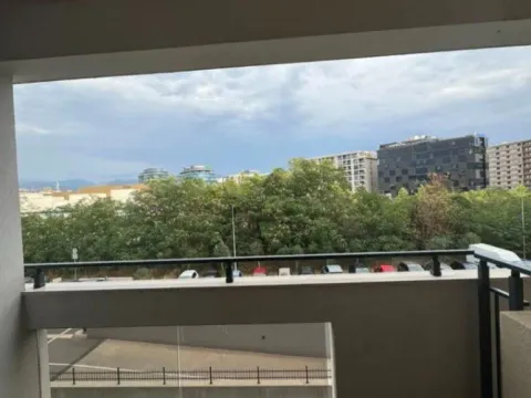 Izdavanje, dvosoban stan, 70m², Master Kvart, Podgorica - image 12