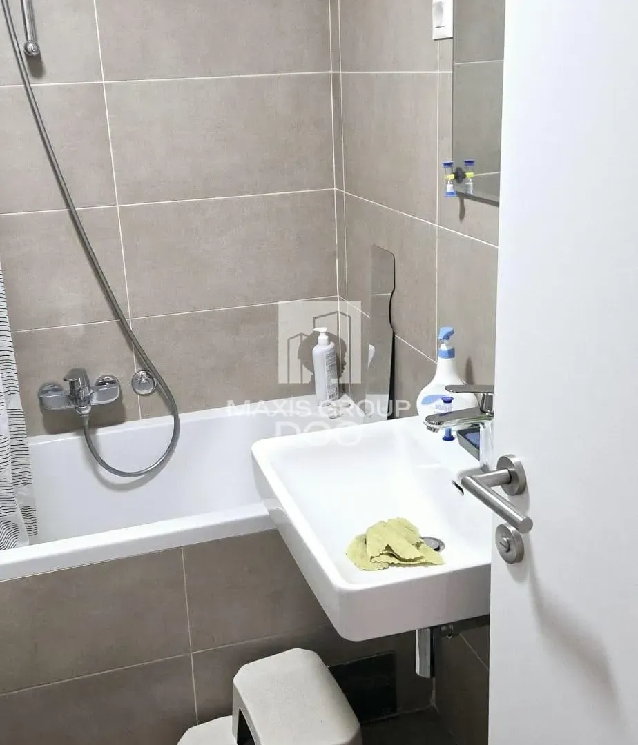 Rent, three bedroom apartment, 80m², Zemun Sve Podlokacije, Beograd