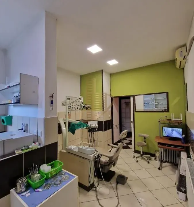 Izdavanje, poslovni prostor, 25m², Novi Beograd Sve Podlokacije, Beograd