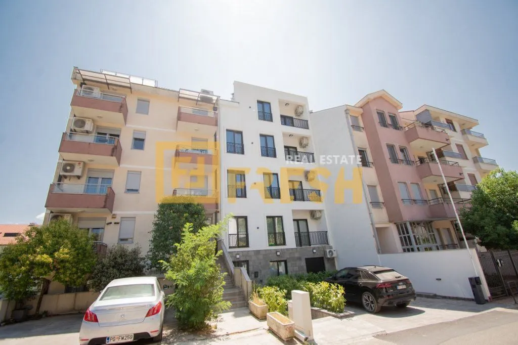 Rent, three bedroom apartment, 121m², Gorica C, Podgorica