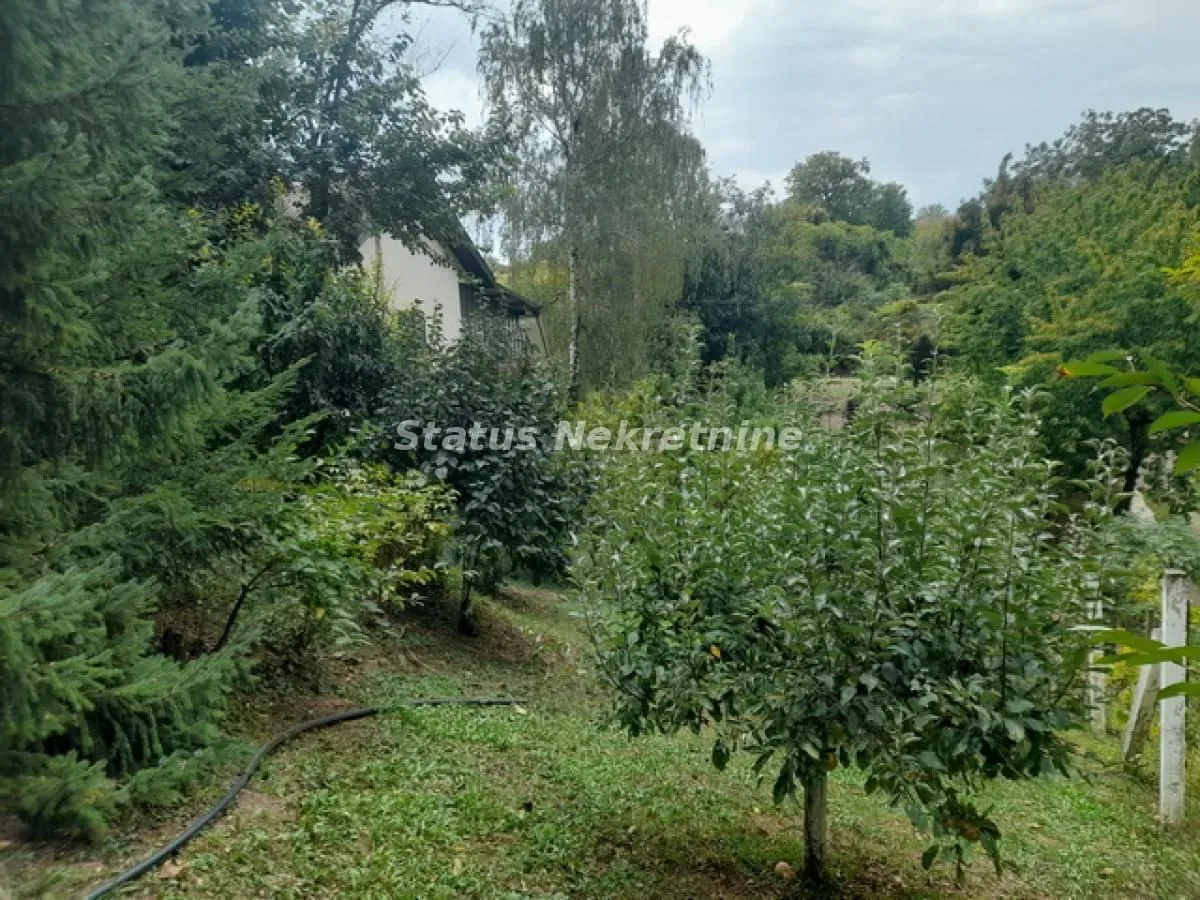 Prodaja, plac, 700m², Beočin, Srbija