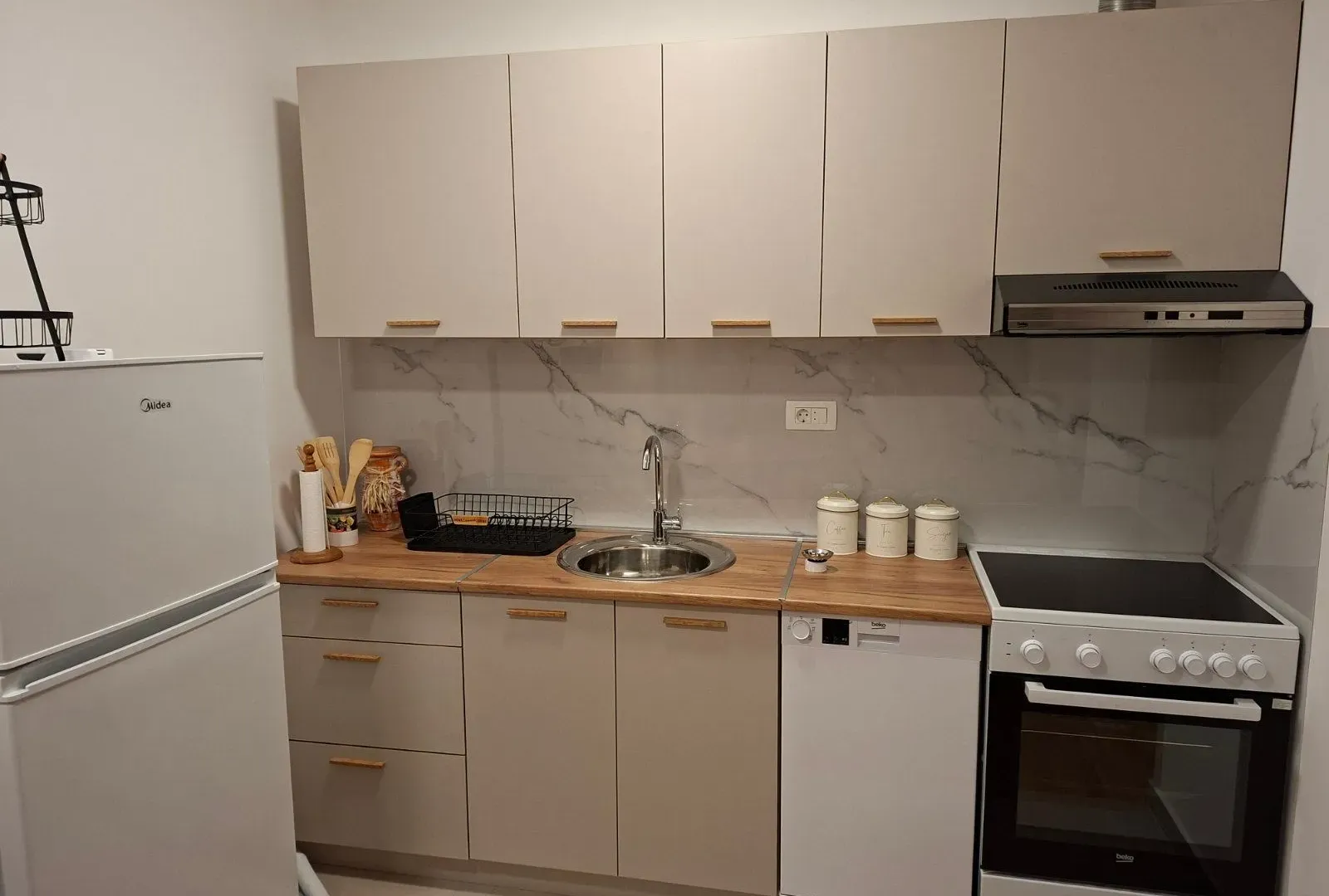 Rent, one bedroom apartment, 40m², Tološi, Podgorica