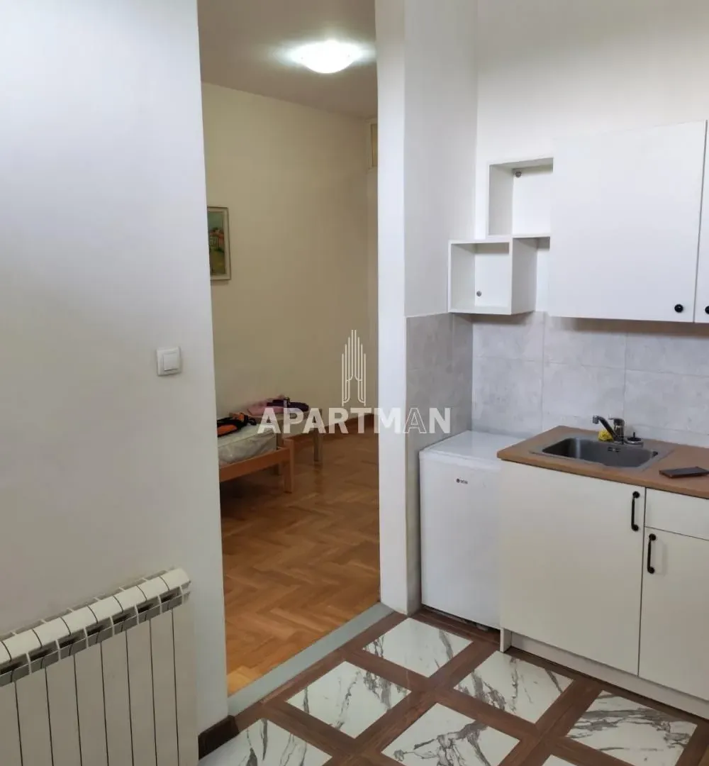 Prodaja, dvosoban stan, 46m², Banjica, Voždovac Sve Podlokacije