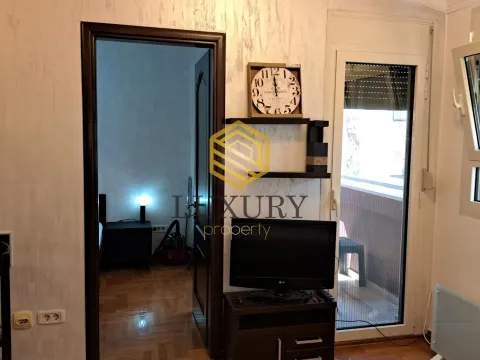 Rent, one bedroom apartment, 50m², Dalmatinska ulica, Podgorica - image 11