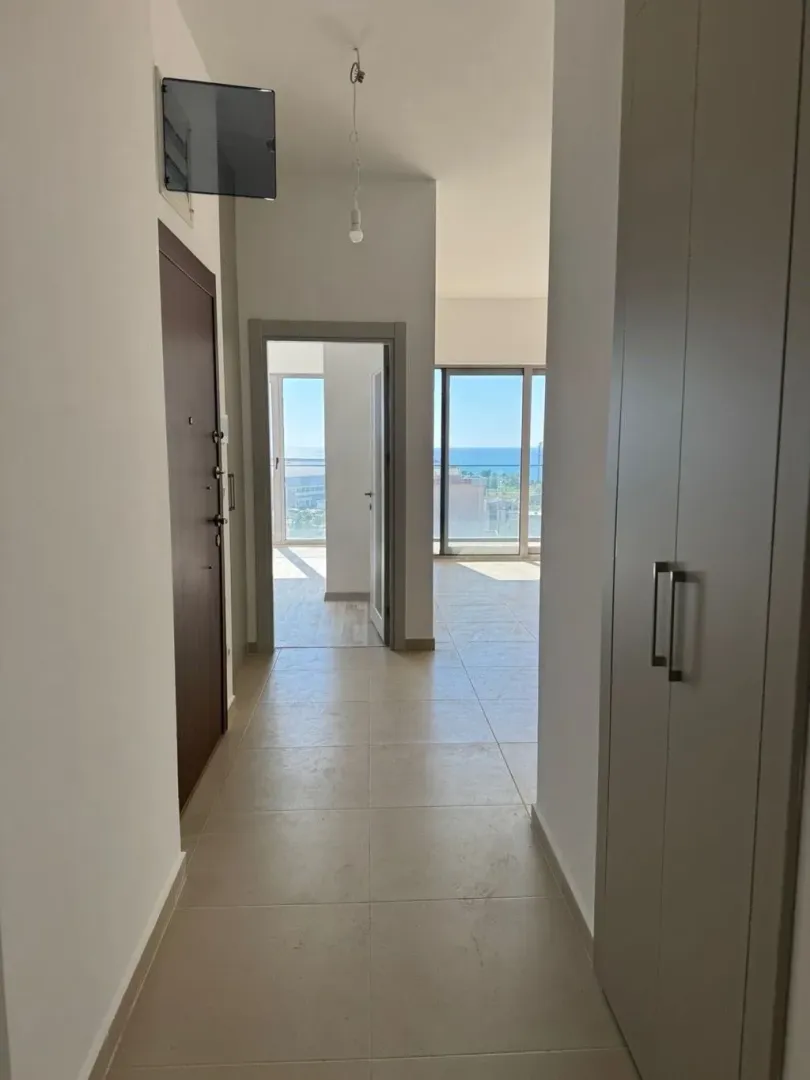 Sale, two bedroom apartment, 72m², Centar, Bar