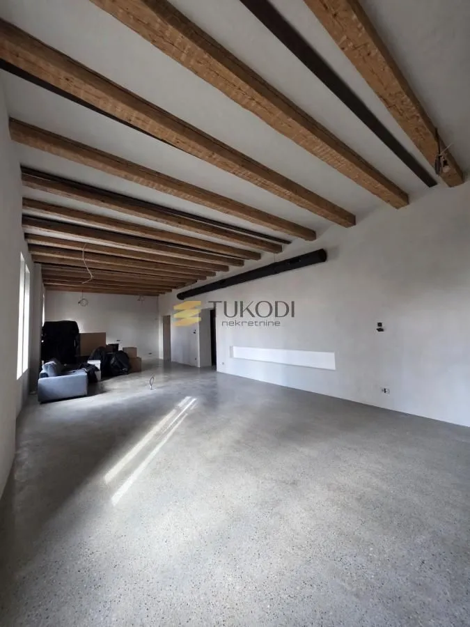 Prodaja, dvosoban stan, 128m², Stari Grad, Beograd