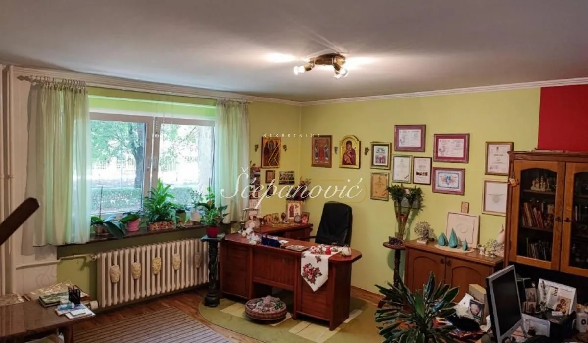 Prodaja, jednosoban stan, 41m², Rotkvarija, Novi Sad Sve Podlokacije