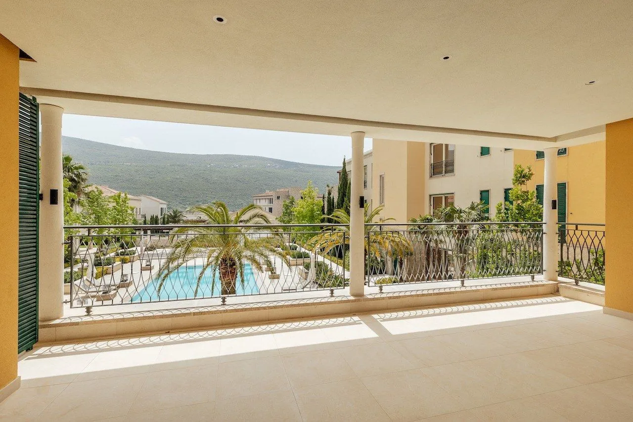 Prodaja, dvosoban stan, 171m², Kumbor, Herceg Novi