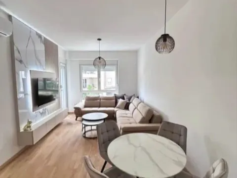 Prodaja, jednosoban stan, 45m², Zabjelo, Podgorica - image 2