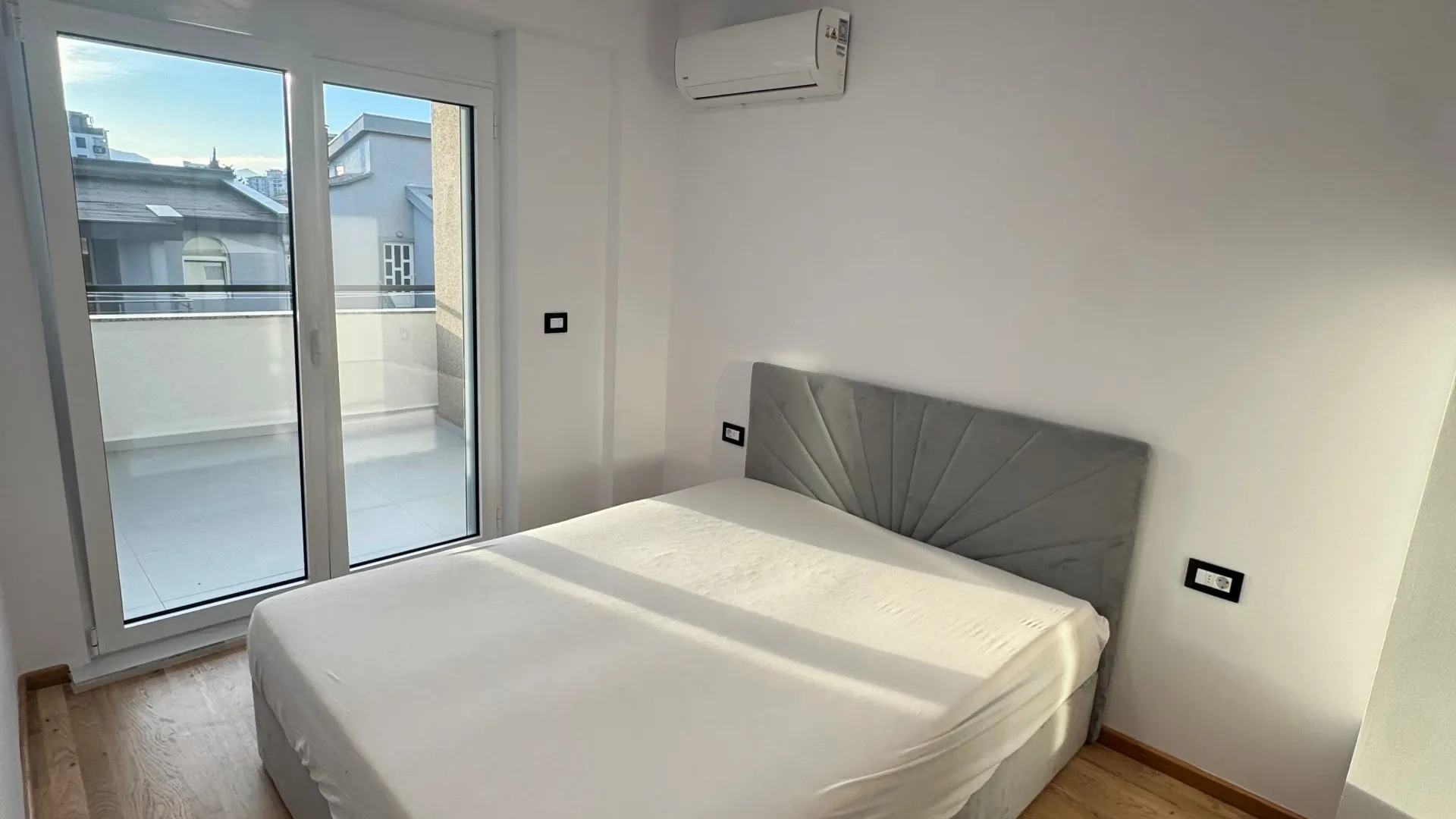 Rent, three bedroom apartment, 75m², Bjeliši, Bar